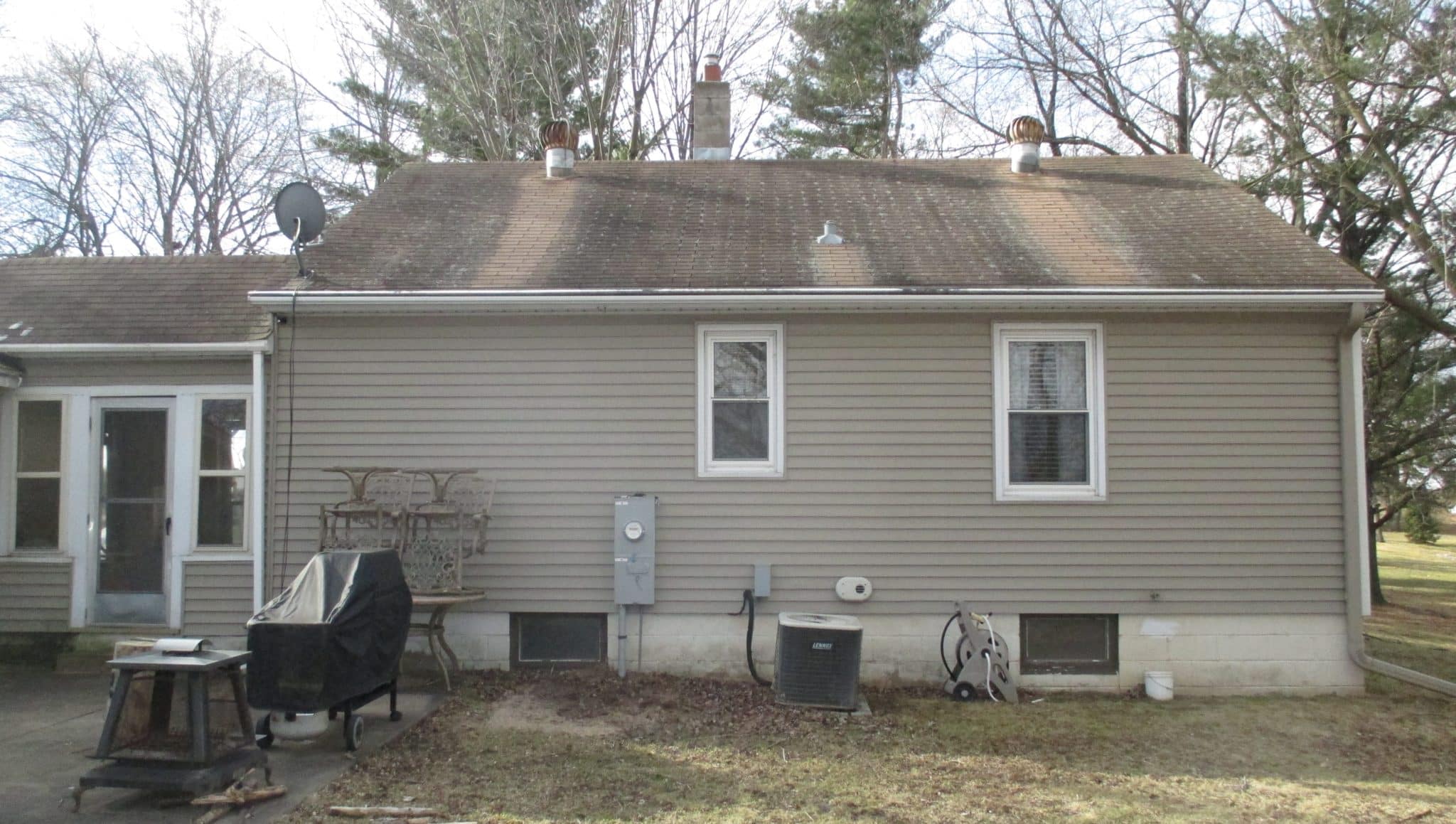 Maplewood home before roof replacement