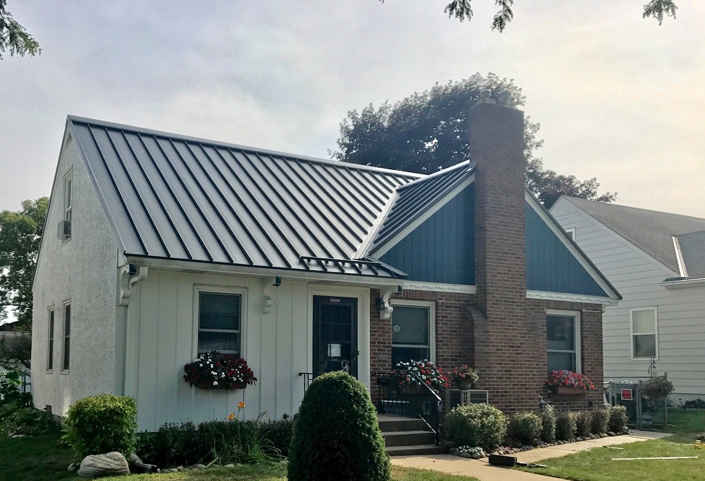 metal roof replacement on minneapolis home