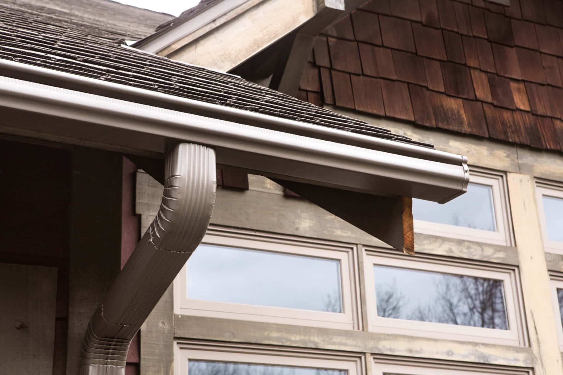 Our Summer Guide to Gutter & Deck Installation Lindus Construction