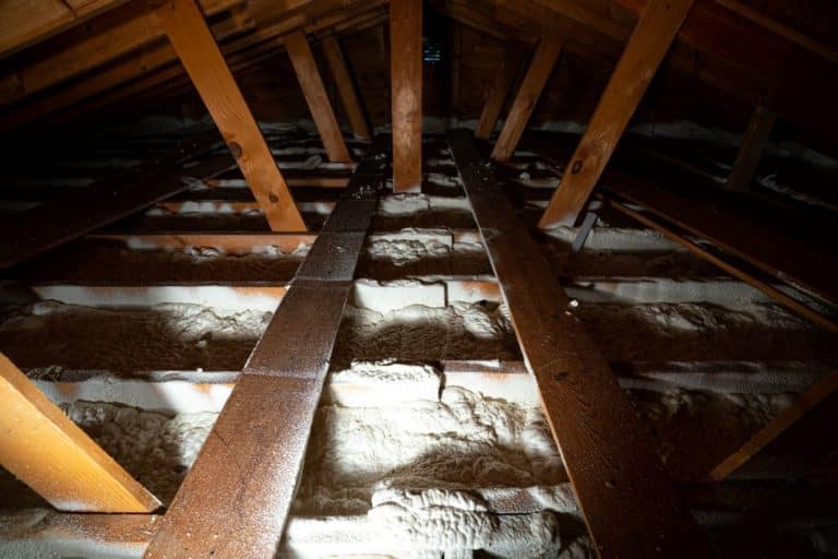 Do You Need Attic Vent Chutes Installed In Your Home? Lindus